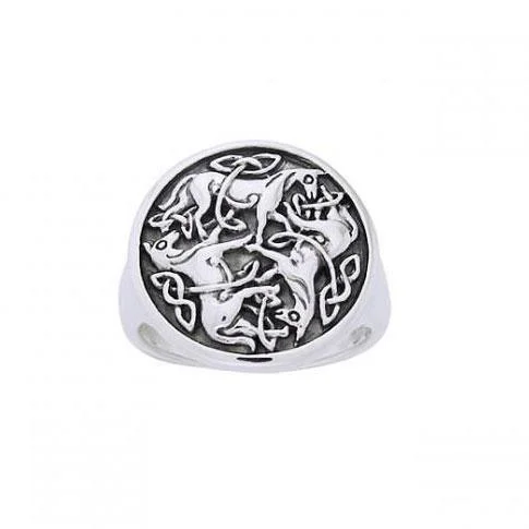 Celtic Knot Horse Ring TRI901