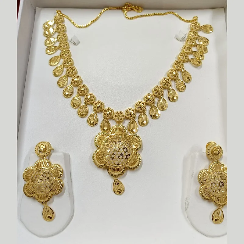 Pari Art Jewellery Forming Necklace Set