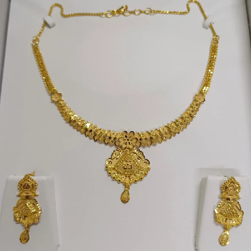 Pari Art Jewellery Forming Necklace Set