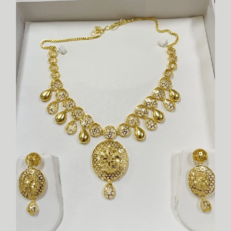 Pari Art Jewellery Forming Necklace Set